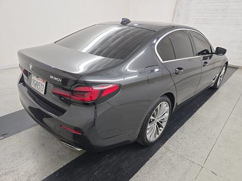 Used 2023 BMW 530i w/ Premium Package RWD image 6