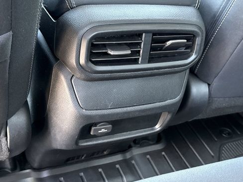 Used 2024 Honda Ridgeline Sport image 11