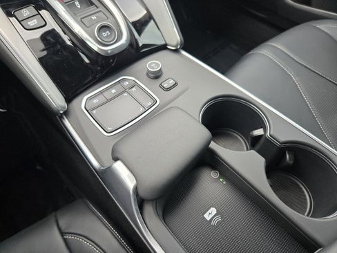 Certified 2025 Acura TLX w/ Technology Package image 27