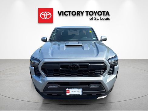 Used 2026 Toyota Tacoma TRD Sport AWD/4WD image 8