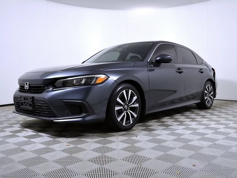 Used 2024 Honda Civic EX image 2
