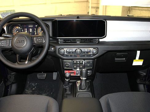 New 2026 Jeep Wrangler Unlimited Sport AWD/4WD image 9