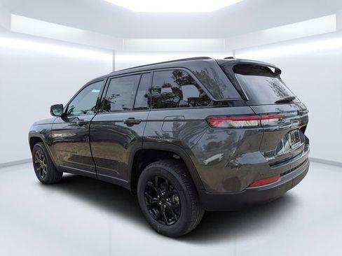 New 2026 Jeep Grand Cherokee Altitude AWD/4WD image 5