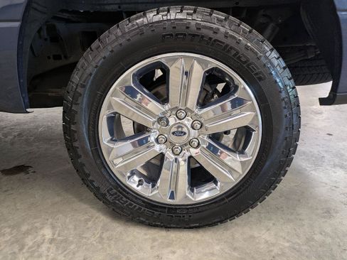 Used 2019 Ford F150 XLT w/ Equipment Group 302A Luxury AWD/4WD image 41