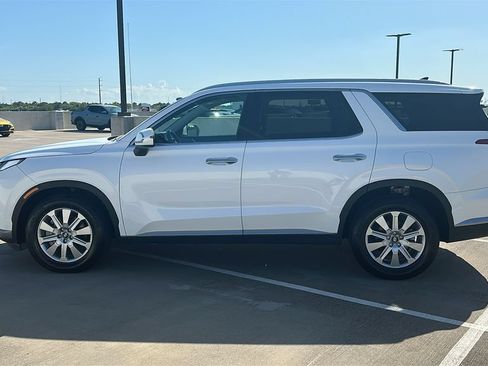 Used 2025 Hyundai Palisade SEL FWD image 9