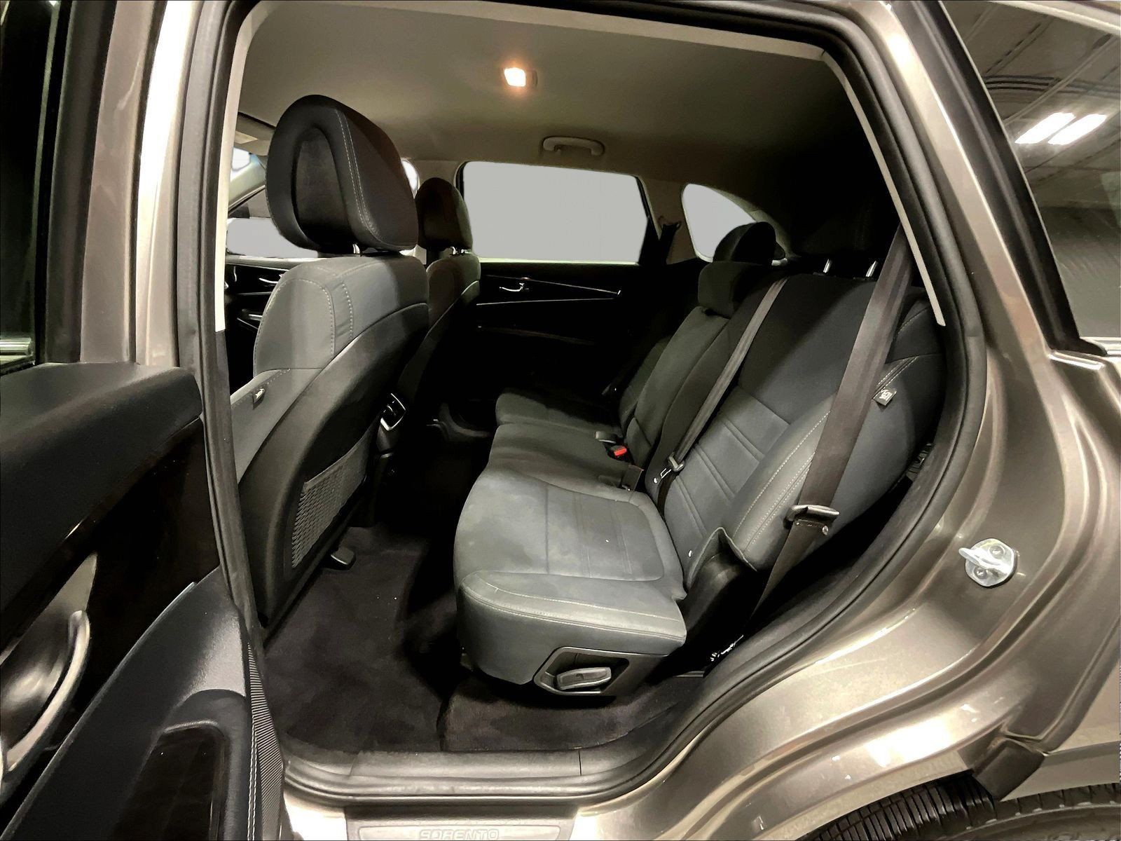 Used 2016 Kia Sorento LX AWD/4WD image 22