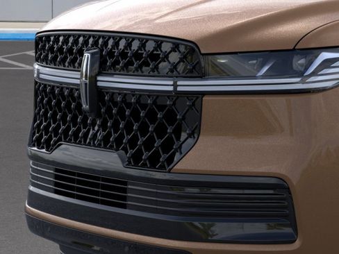New 2026 Lincoln Navigator Black Label AWD/4WD image 17