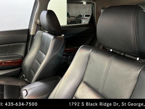 Used 2010 Honda Crosstour EX-L image 16