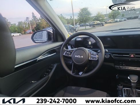 New 2026 Kia Seltos S FWD image 20