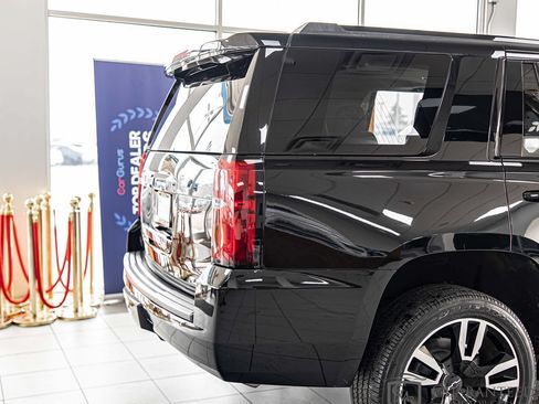 Used 2020 Chevrolet Tahoe Premier RWD image 16