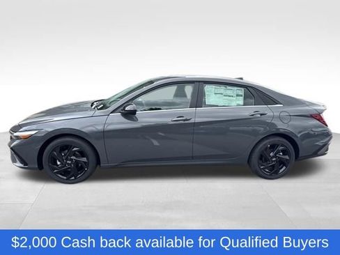 New 2026 Hyundai Elantra SEL Sport Premium FWD image 2