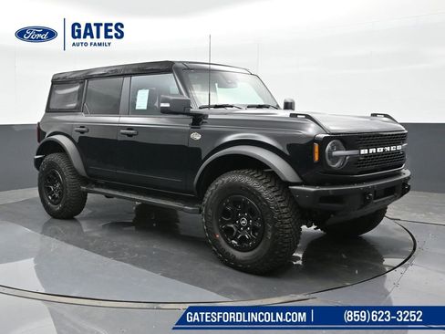 Used 2024 Ford Bronco Wildtrak image 4