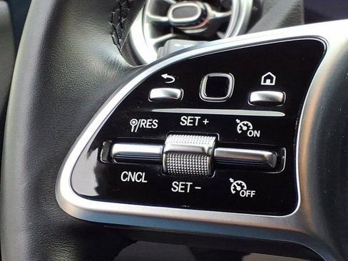 Used 2023 Mercedes-Benz GLA 250 image 9