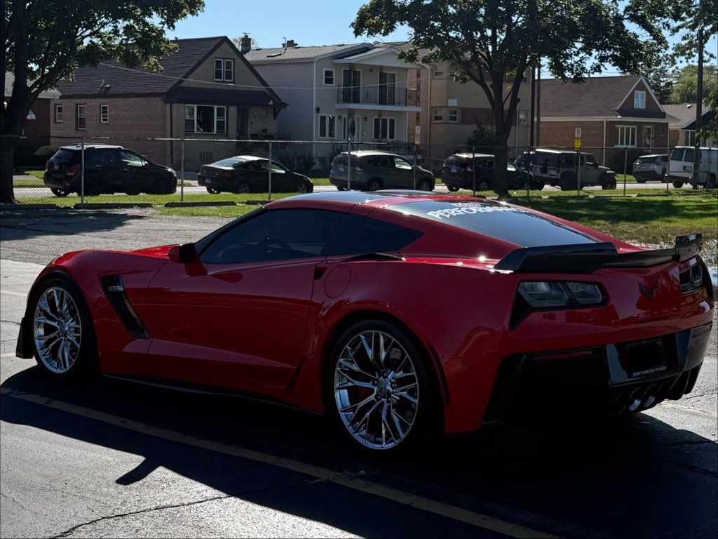 Used 2015 Chevrolet Corvette Z06 w/ 2LZ Preferred Equipment Group RWD image 7