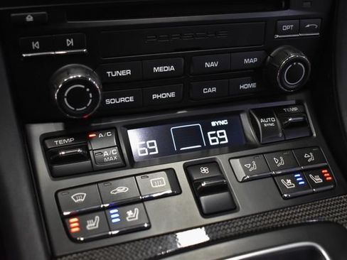 Used 2018 Porsche 911 Turbo S AWD/4WD image 18