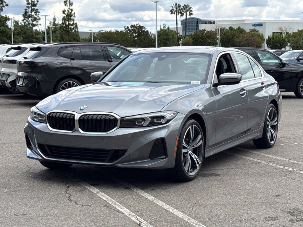 Used 2024 BMW 330i Sedan w/ Convenience Package RWD image 2