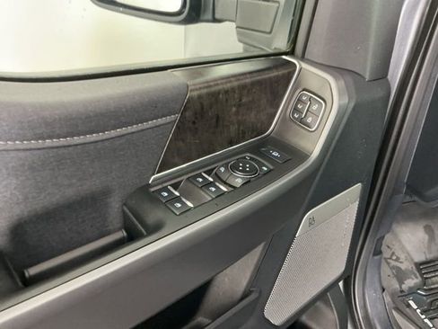 Used 2025 Ford F350 Lariat w/ FX4 Off-Road Package image 16