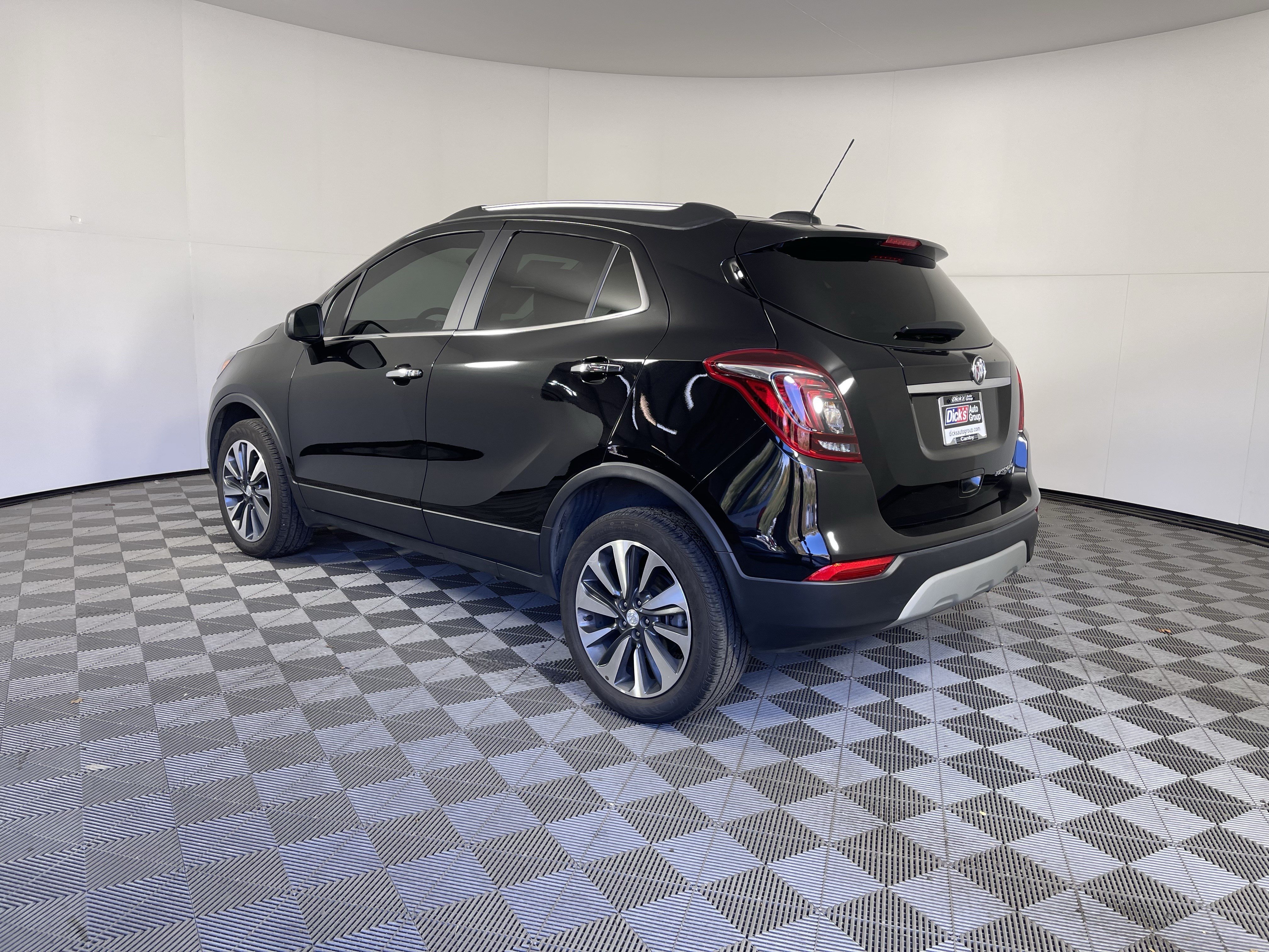Used 2022 Buick Encore Preferred w/ Safety Package AWD/4WD image 3