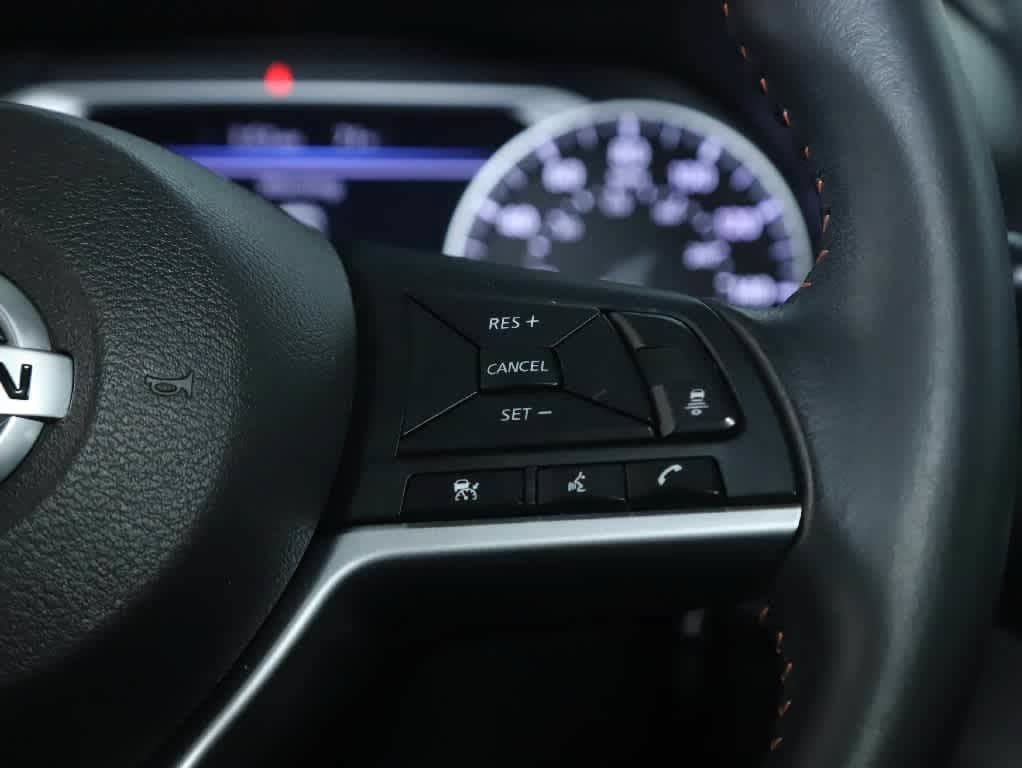 Used 2022 Nissan Sentra SR w/ Midnight Edition FWD image 22