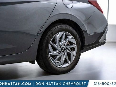 Used 2024 Hyundai Elantra SEL image 42