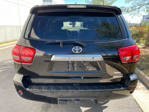 Used 2011 Toyota Sequoia Platinum image 8