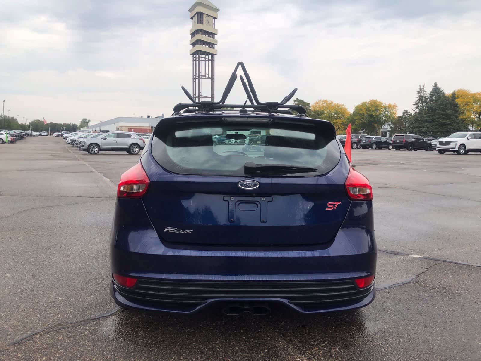 Used 2017 Ford Focus ST w/ Equipment Group 402A FWD image 4
