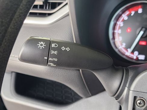 Used 2023 Toyota RAV4 XLE image 30