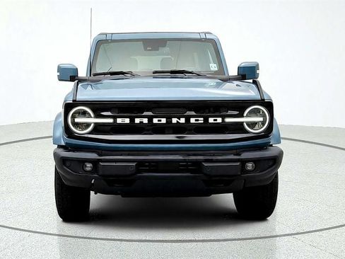 Used 2022 Ford Bronco Outer Banks AWD/4WD image 2