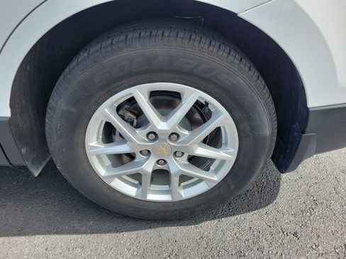 Used 2023 Chevrolet Equinox LT w/ LPO, Floor Liner Package AWD/4WD image 34
