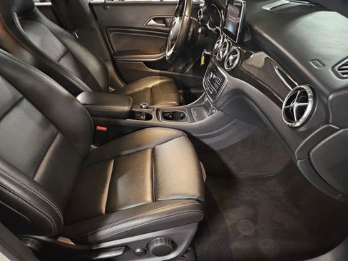 Used 2016 Mercedes-Benz CLA 250 image 20