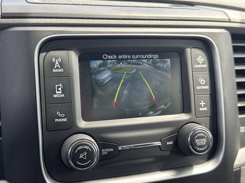 Used 2016 RAM 3500 Tradesman w/ Chrome Appearance Group AWD/4WD image 24