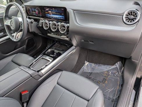 Certified 2025 Mercedes-Benz GLA 250 image 22