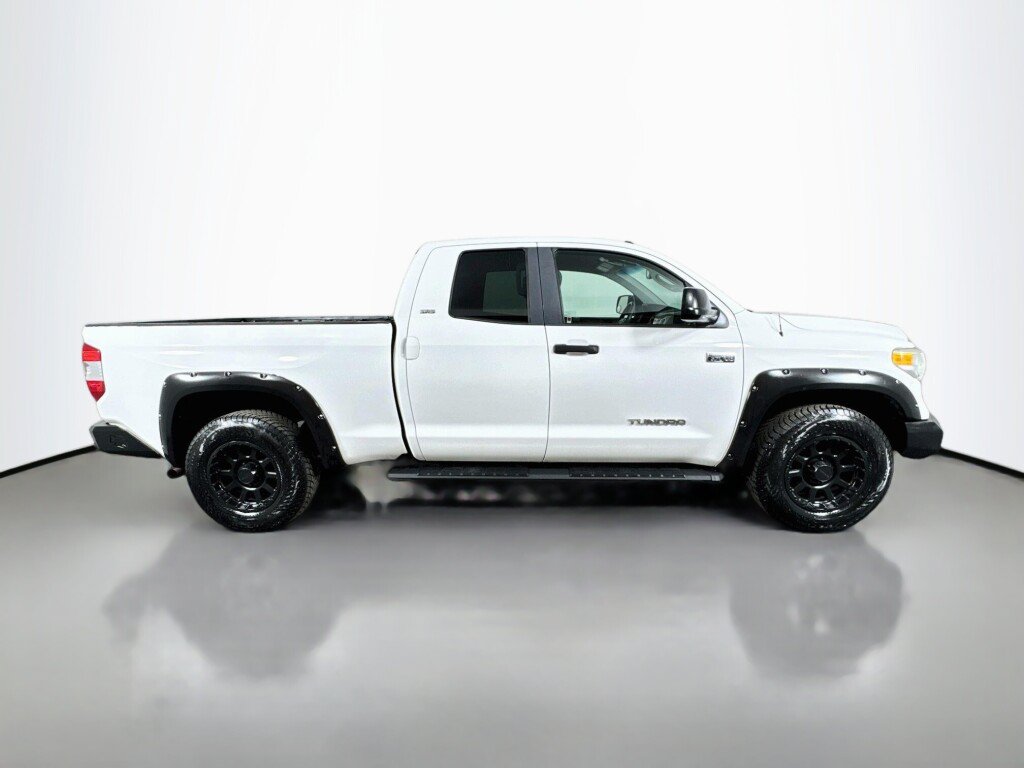 Used 2015 Toyota Tundra SR5 w/ TRD Off Road Package AWD/4WD image 6