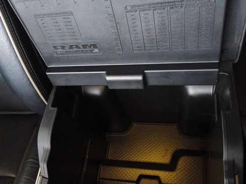 Used 2022 RAM 1500 Laramie image 28