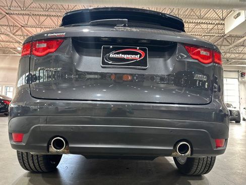 Used 2017 Jaguar F-PACE R-Sport image 24