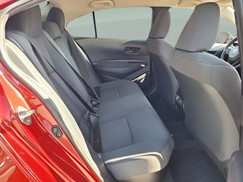 Certified 2025 Toyota Corolla LE FWD image 18