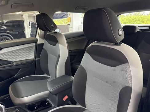 Certified 2024 Volkswagen Taos S FWD image 14