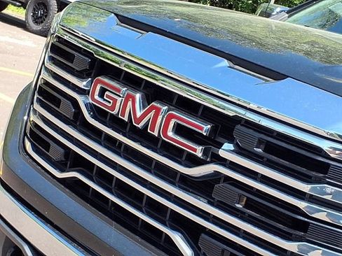 Used 2022 GMC Sierra 1500 SLT w/ SLT Convenience Package AWD/4WD image 30