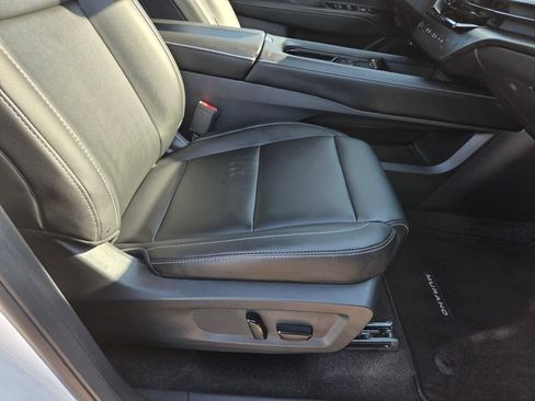 Used 2025 Nissan Murano SV AWD/4WD image 28