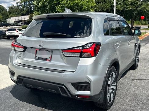 Used 2025 Mitsubishi Outlander Sport ES AWD/4WD image 3