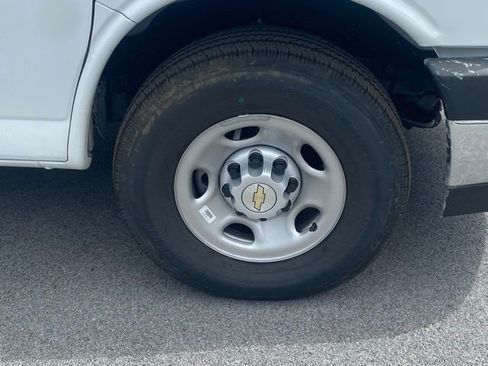 New 2025 Chevrolet Express 3500 w/ Power Convenience Package image 11