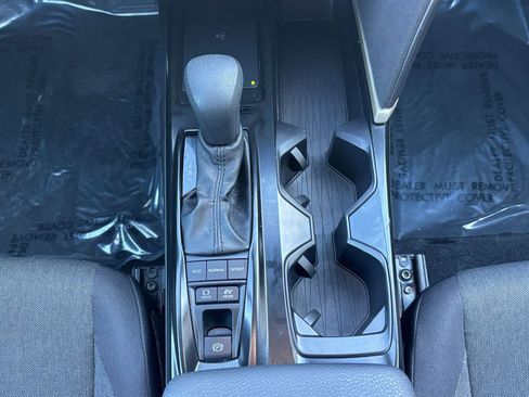 Used 2025 Toyota Camry LE image 37