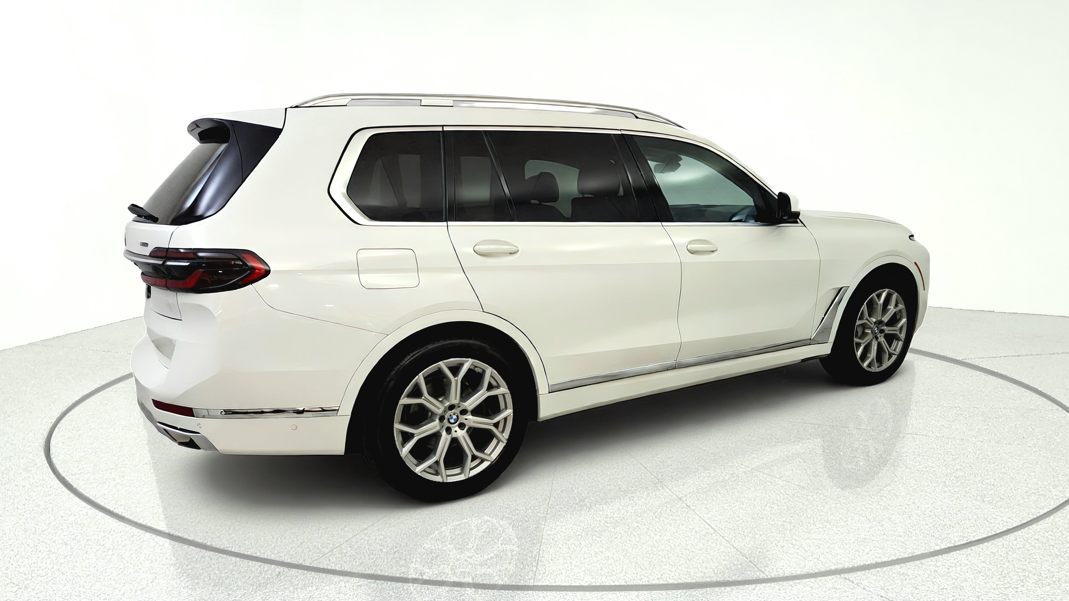 Used 2023 BMW X7 xDrive40i AWD/4WD image 7