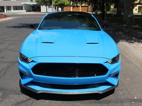 Used 2022 Ford Mustang GT w/ Equipment Group 301A RWD image 4