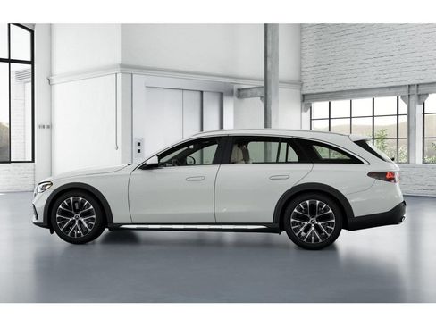 New 2026 Mercedes-Benz E 450 4MATIC All-Terrain Wagon image 33