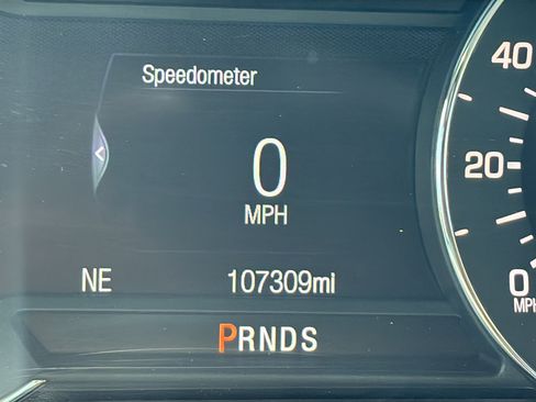 Used 2017 Lincoln MKX Reserve FWD image 35