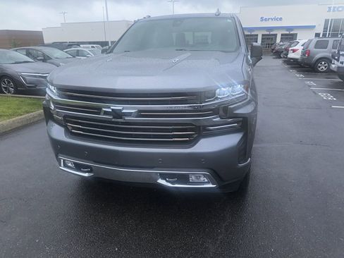 Used 2019 Chevrolet Silverado 1500 High Country AWD/4WD image 9