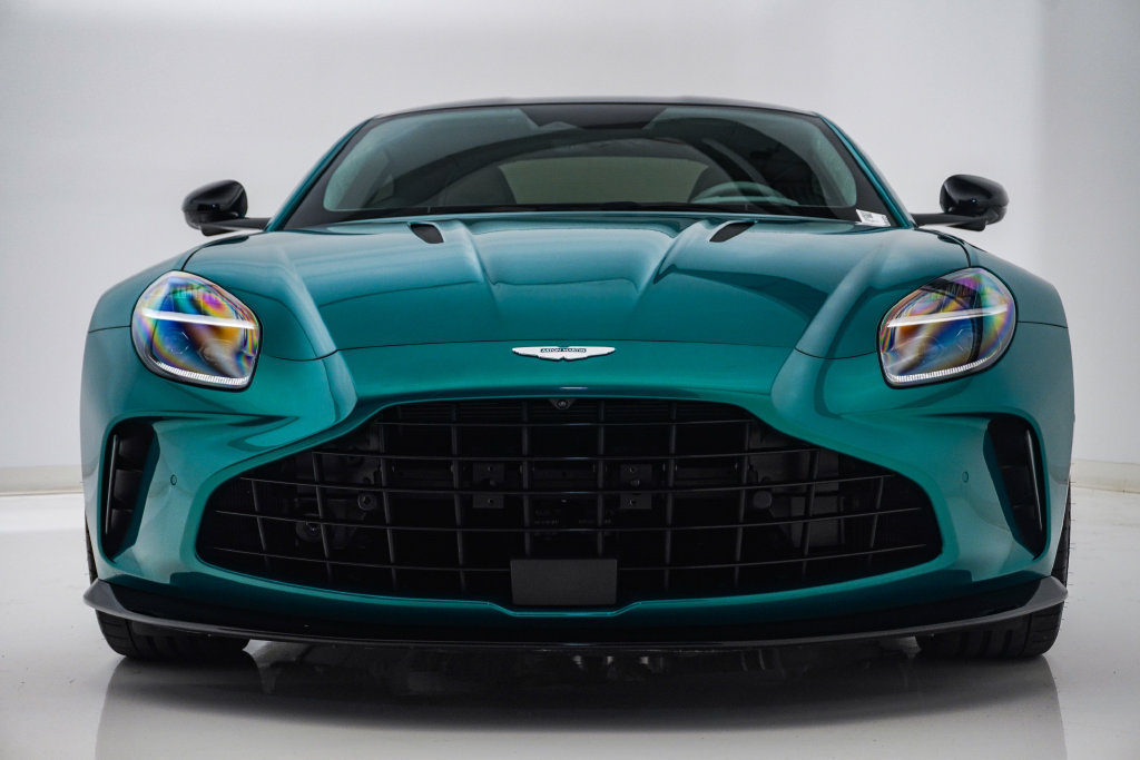 Used 2025 Aston Martin V8 Vantage Coupe RWD image 5