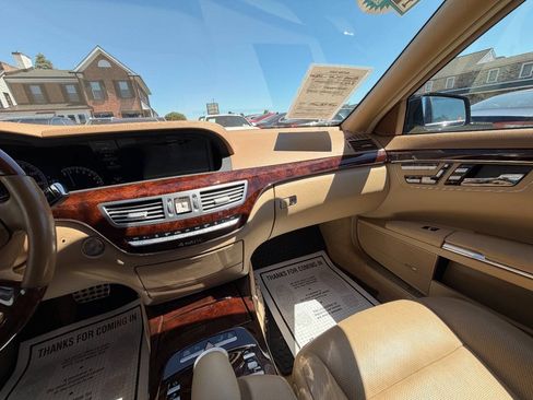 Used 2012 Mercedes-Benz S 550 4MATIC image 19