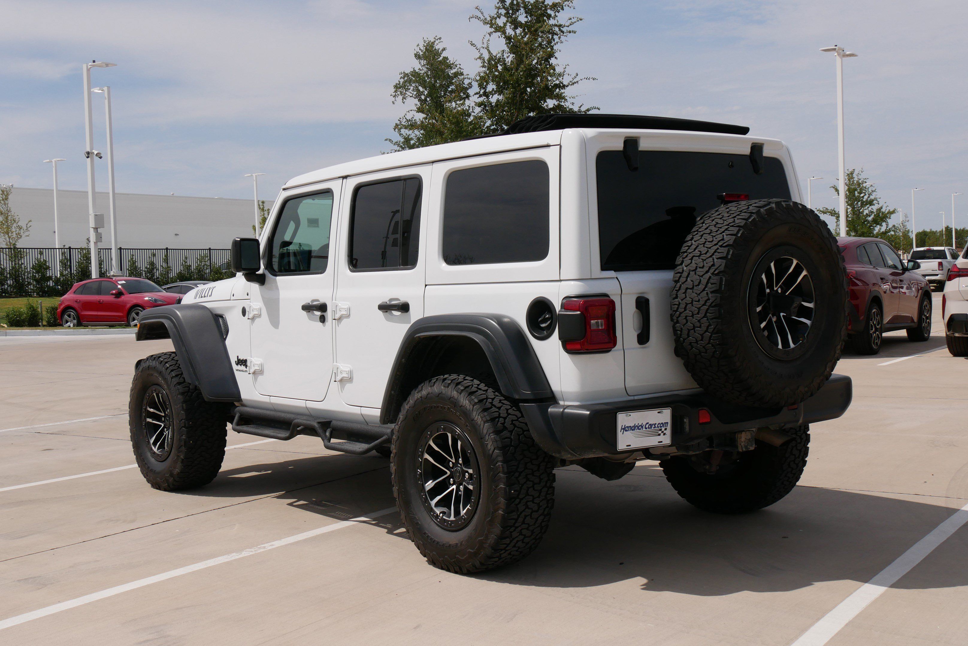 Used 2024 Jeep Wrangler Unlimited Sport AWD/4WD image 7
